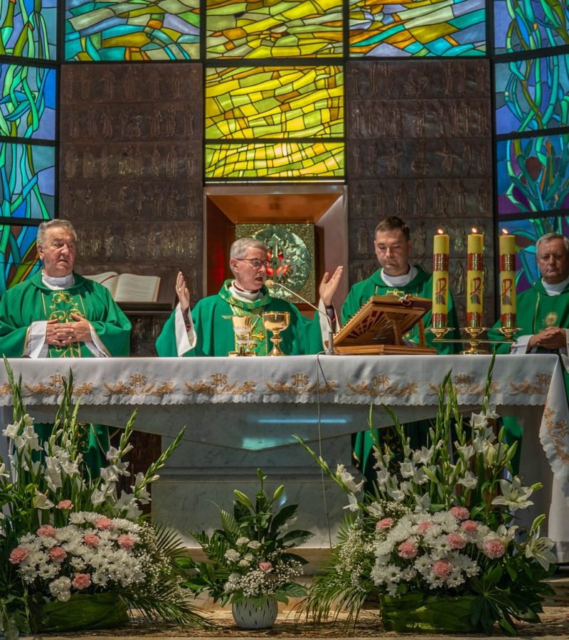 Wprowadzenie nowego proboszcza w parafii